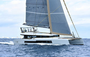 catamaran sailing yacht