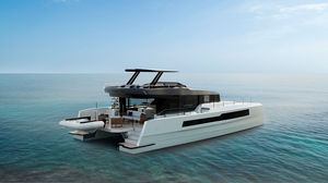 catamaran motor yacht