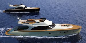 cruising motor yacht 1