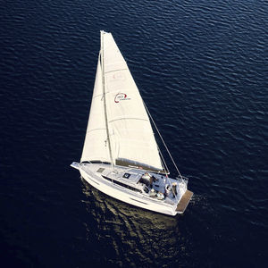 cruising sailboat