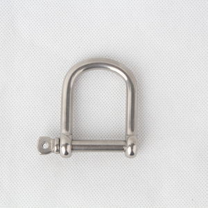 wide shackle for sailboats