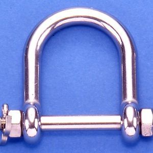 wide shackle for sailboats