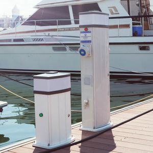 electrical distribution pedestal