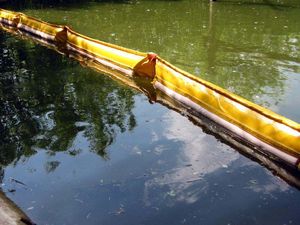 pollution control boom