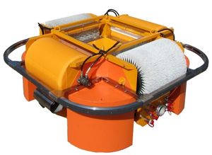 multi-brush oil skimmer