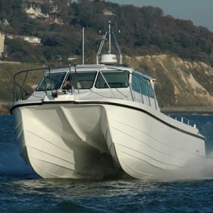 catamaran cabin cruiser