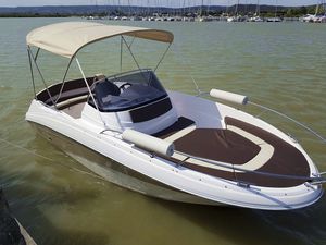 outboard center console boat 1