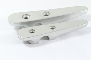 boat deck cleat