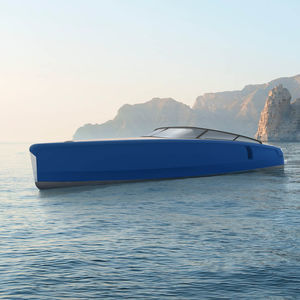 planing hull cabin cruiser