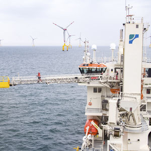 offshore service vessel gangway