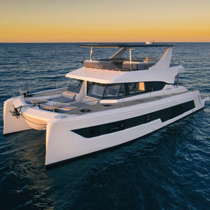 catamaran express cruiser