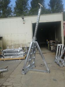 motor boat cradle 1
