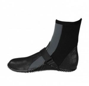 dive boots