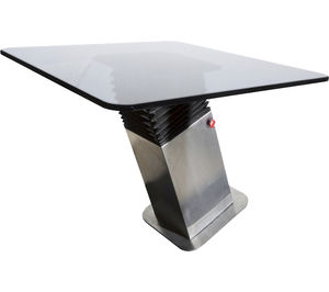 stabilized table pedestal