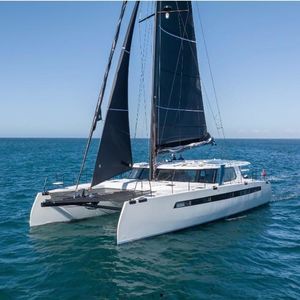 catamaran sailing yacht 1