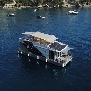 catamaran houseboat