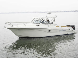 outboard cabin cruiser