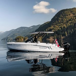 outboard center console boat 1