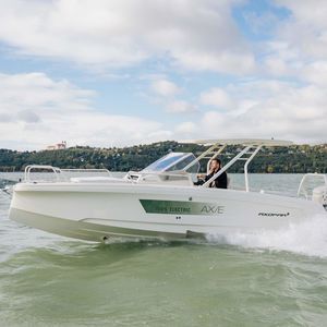 outboard center console boat 1
