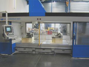 CNC machining center / 5-axis / vertical / for composites