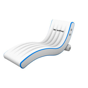 yacht chaise longue