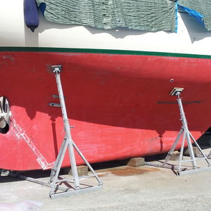 adjustable boat stands