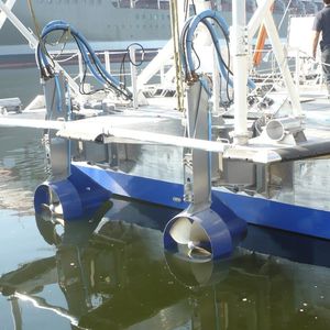 rudder thruster 1