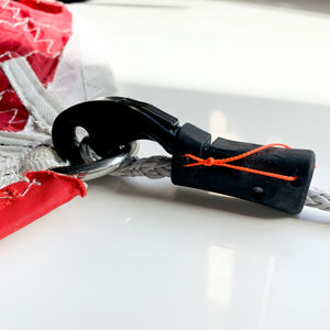 quick-release snap shackle