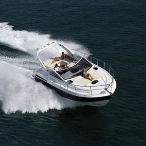 inboard express cruiser