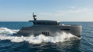 inboard express cruiser