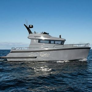 inboard express cruiser
