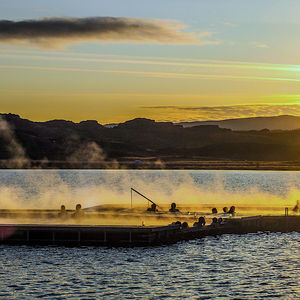 floating swimming pool