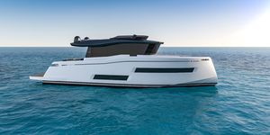 cruising motor yacht
