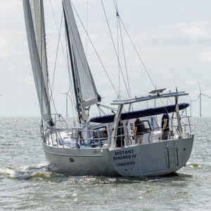 cruising sailing yacht