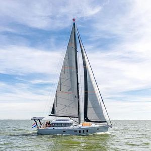 cruising sailing yacht
