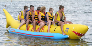 6-person max. towed banana buoy 1