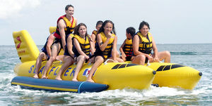 6-person max. towed banana buoy / 5-person max. / 3-person / 8-person max.