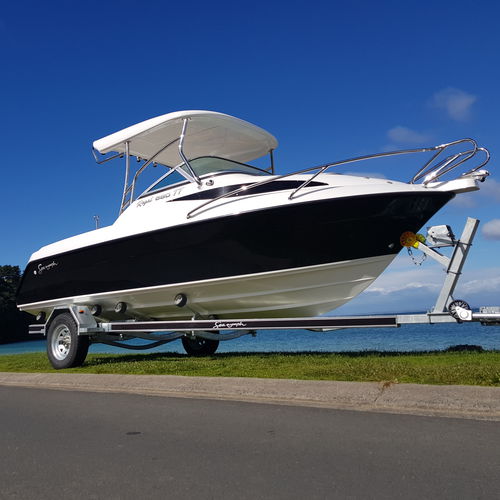 Outboard day cruiser - Regal 580 RL / Regal 580 (black) / Regal 580 TT - Seanymph Boats - open / sport-fishing / with cabin