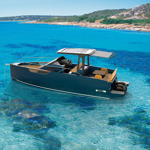 Outboard center console boat - M9  - Nuva Yachts - twin-engine / sundeck / with T-top