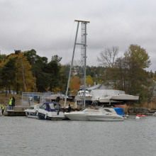 Floating dock crane - MAST - BOATHANDLING SYSTEMS - for decks