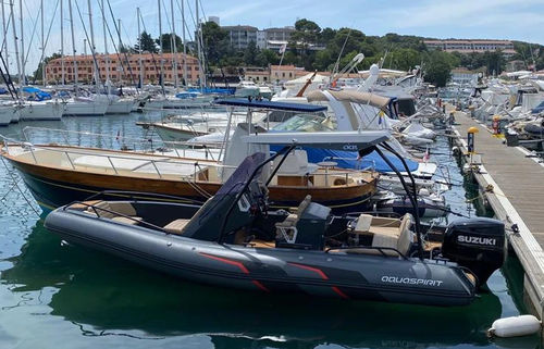Outboard inflatable boat - 700 - AQUASPIRIT - RIB / stepped hull / center console
