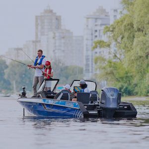 Outboard bass boat - 685 FISHPRO - BoatLab LLC - dual-console / open / sport-fishing