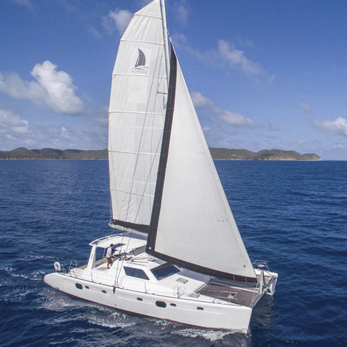 Catamaran - 480 - Voyage Yachts - cruising / 8-berth / with center cockpit