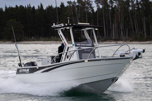 Outboard center console boat - 605 CC - Extreme Boats EU Ltd. - fishing / offshore / aluminum