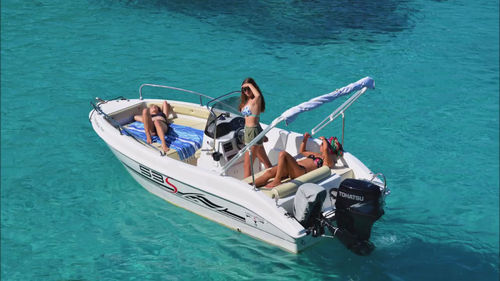 Outboard center console boat - 53 S Enica - Cantiere Nautica Trimarchi Srl - 6-person max. / sundeck