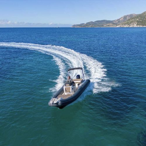 Outboard inflatable boat - 70 - BSC COLZANI srl - open / side console / charter