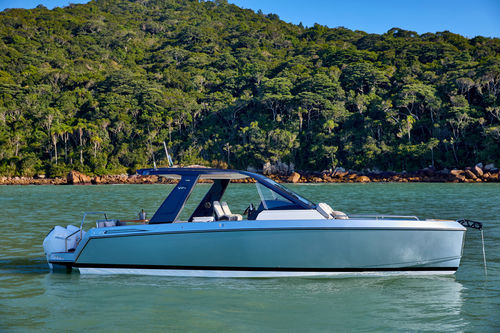 Inboard express cruiser - V34 - Schaefer Yachts - outboard / twin-engine / soft-top