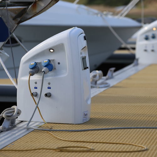 Water supply pedestal - BE 90 - ARMARINA - power charging / for docks