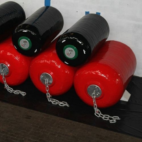 Ship fender - SSD  - Jerryborg Marine Machinery Co., Ltd - for docks / cylindrical / black