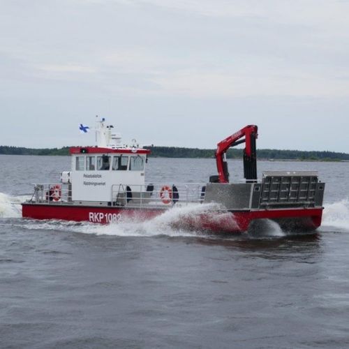 Fireboat - 1620 OSR - Kewatec - oil spill recovery boat / catamaran / outboard